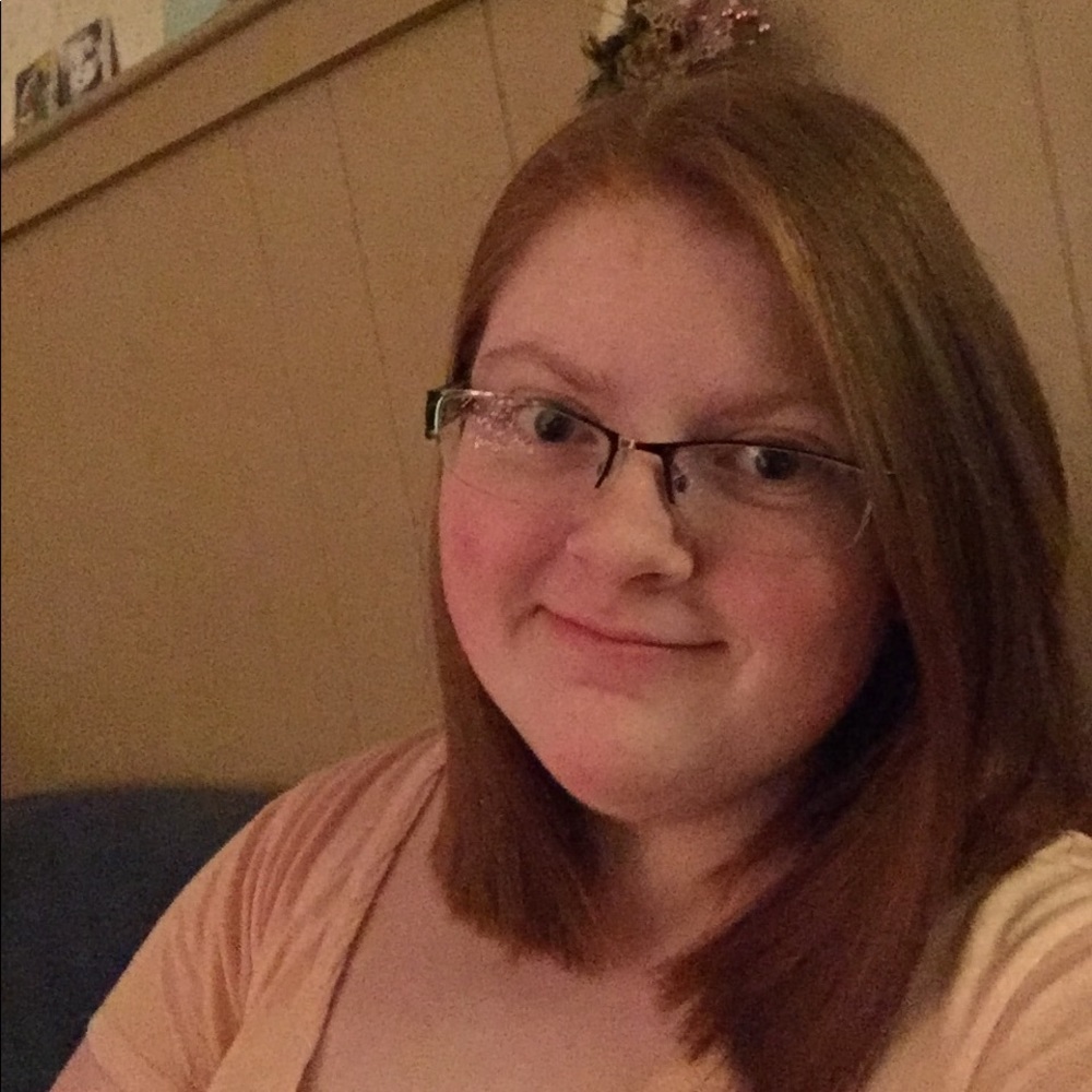 Meet your Posher, Emma